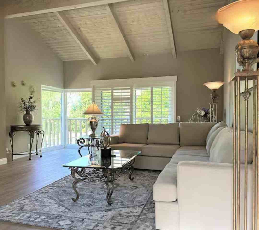 46632 Arapahoe #B - Photo 3 of 37