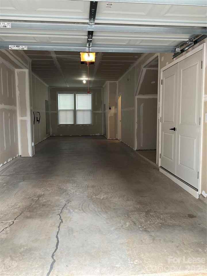 6222 Cleburne Ct - Photo 4 of 24