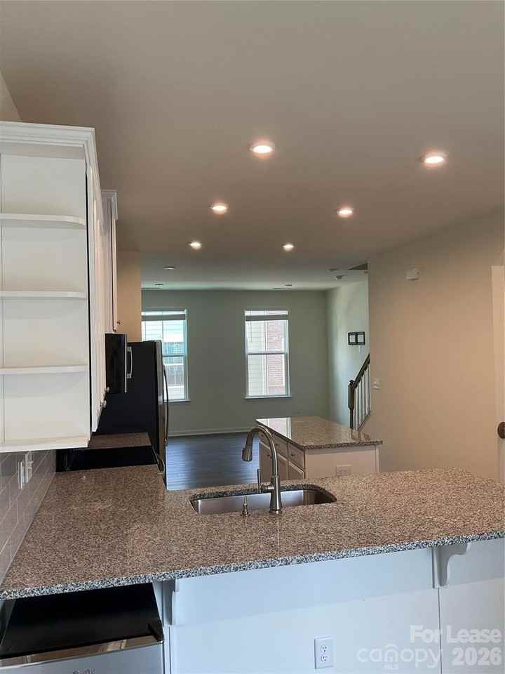6222 Cleburne Ct - Photo 6 of 24