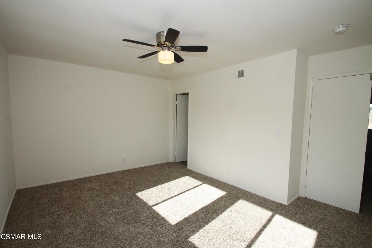291 Green Moor Pl - Photo 7 of 25