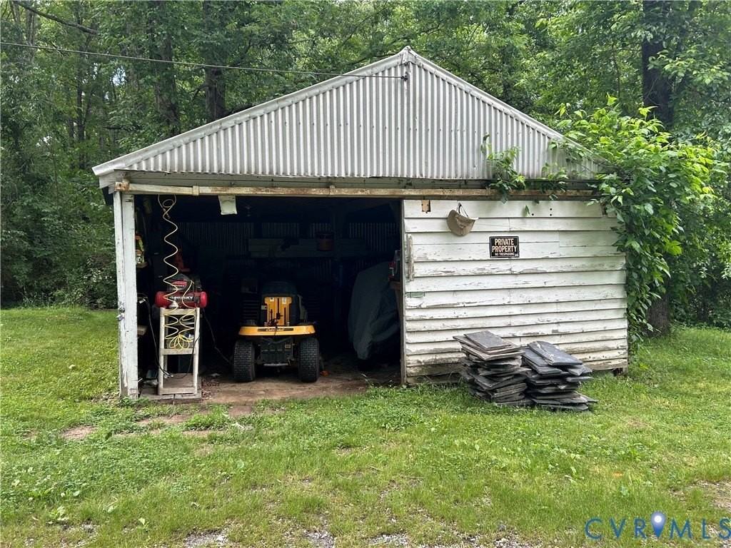 1434 Hockett Rd - Photo 3 of 22