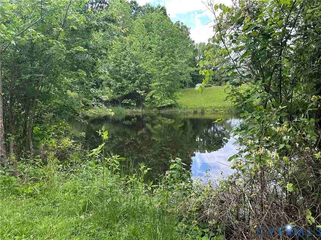 1434 Hockett Rd - Photo 4 of 22