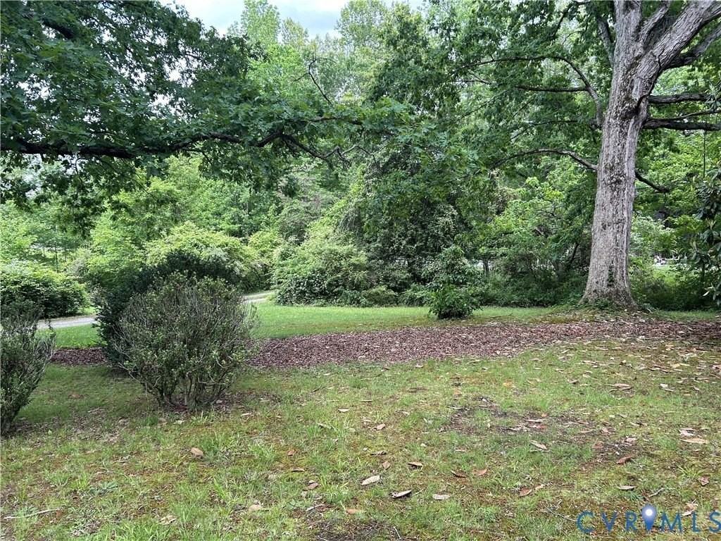 1434 Hockett Rd - Photo 5 of 22