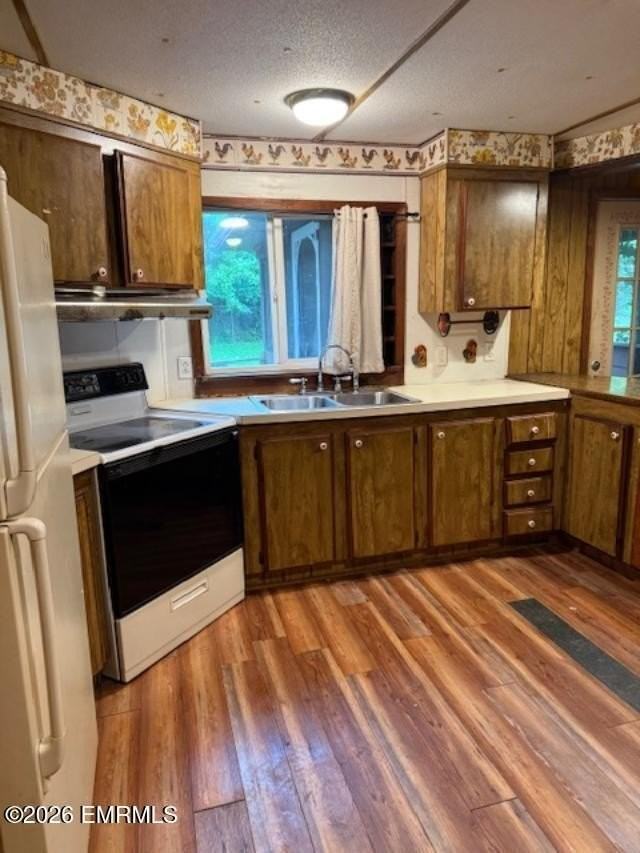 4924 24th Pl - Photo 3 of 9