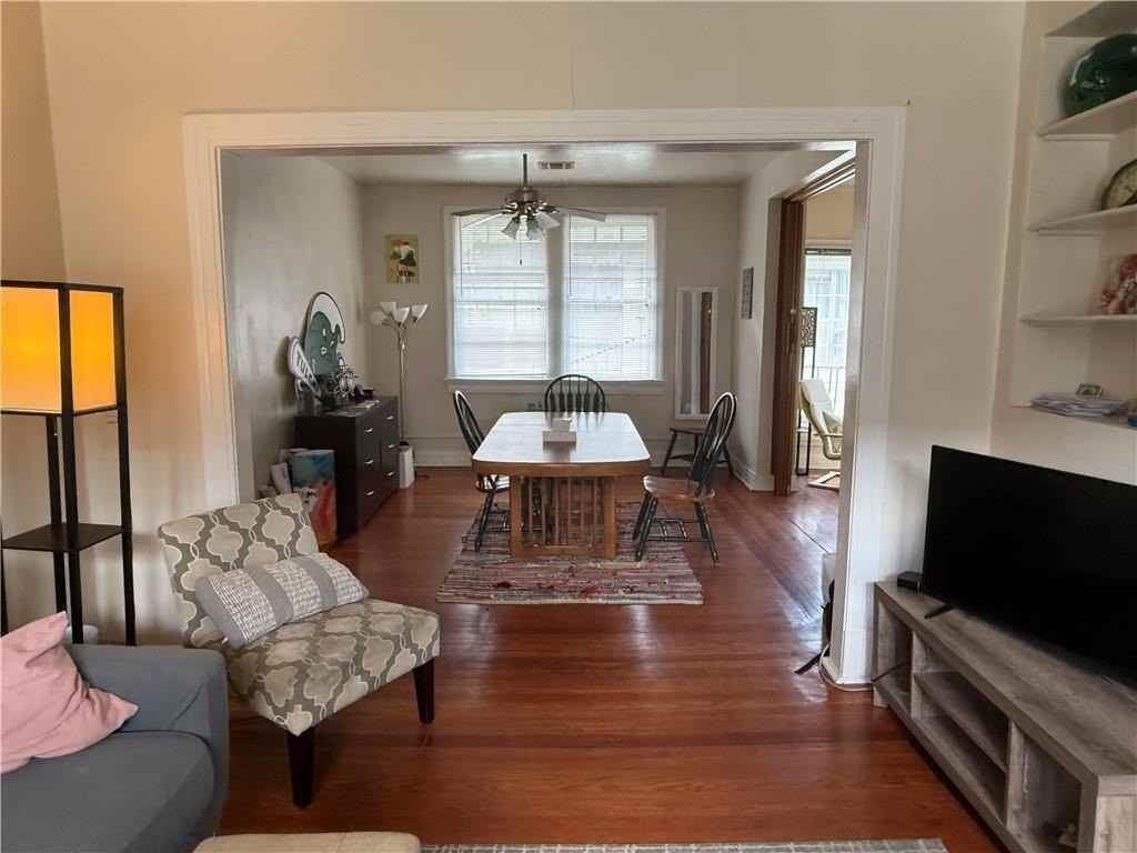 2834 Palmer Ave - Photo 3 of 12