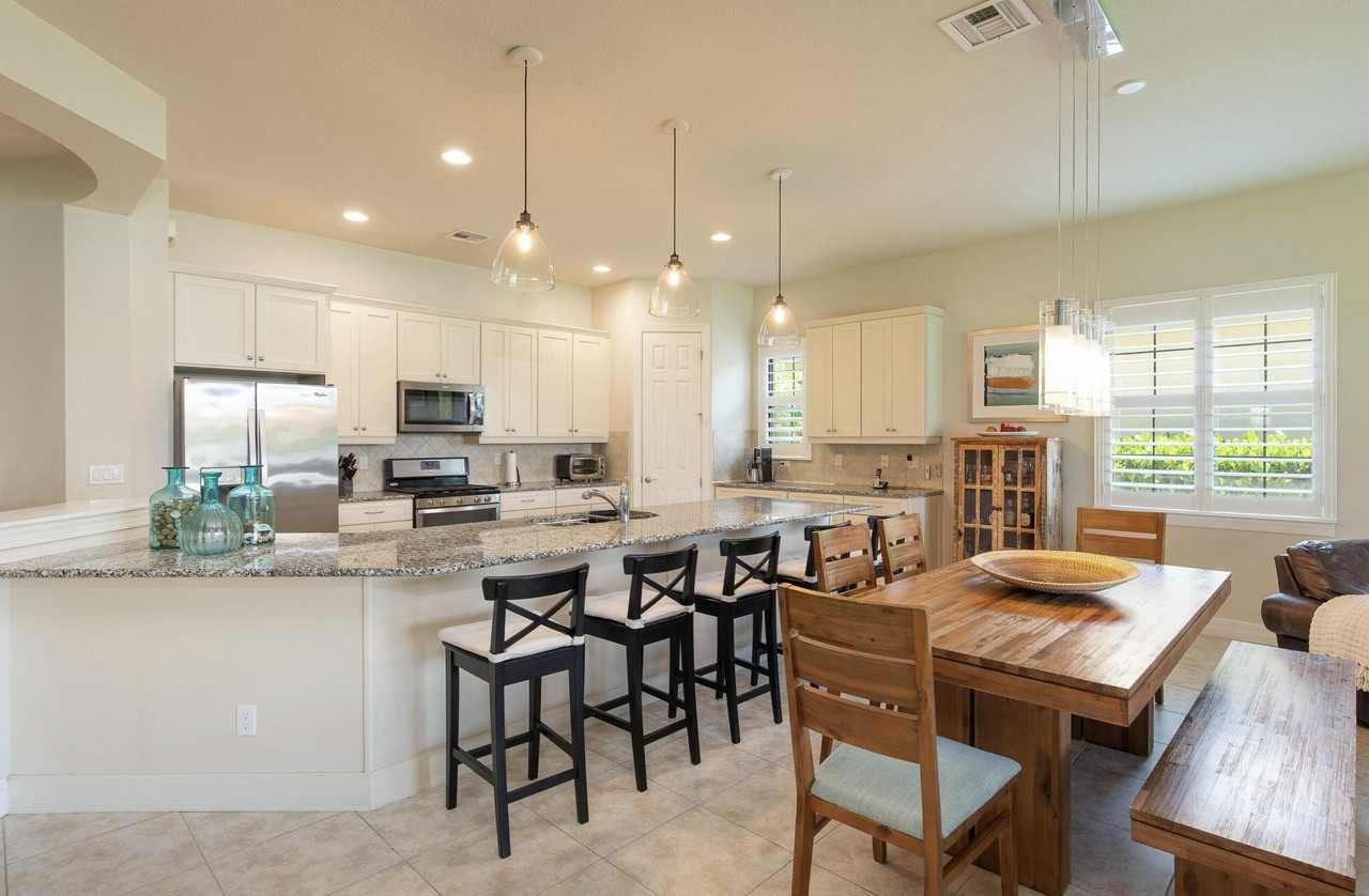 10274 Prato St - Photo 4 of 31