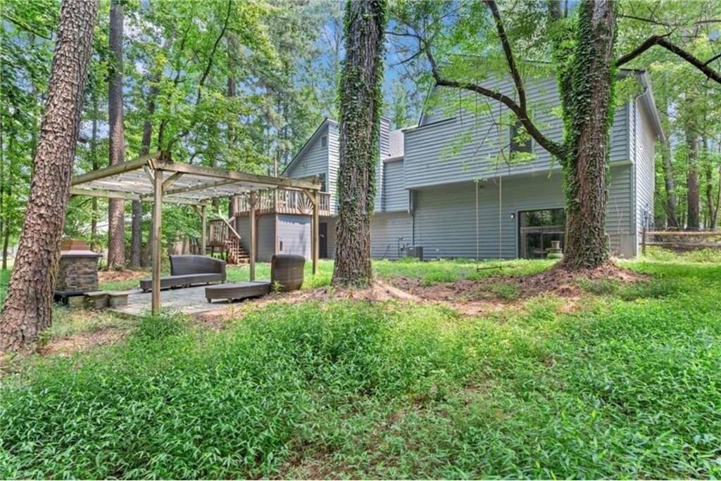 5281 W Jones Bridge Rd - Photo 2 of 22
