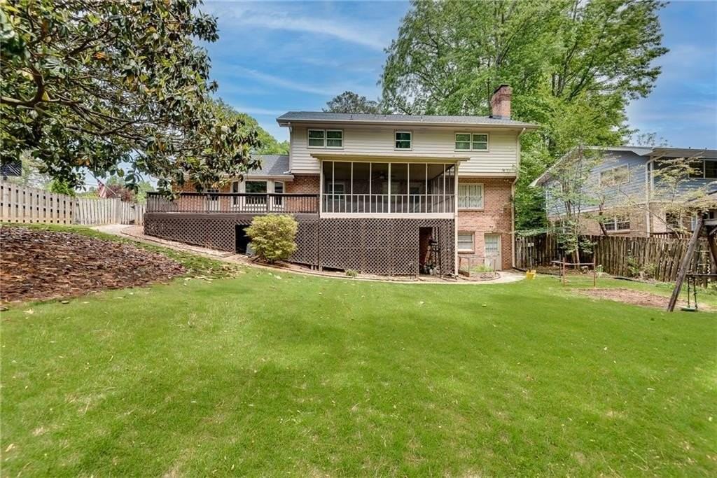 5699 Bend Creek Rd - Photo 4 of 50