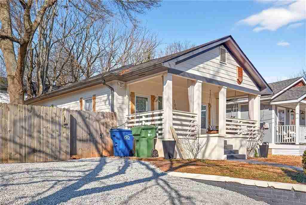 1059 Fortress Ave Sw - Photo 4 of 46