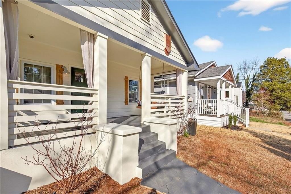 1059 Fortress Ave Sw - Photo 7 of 46