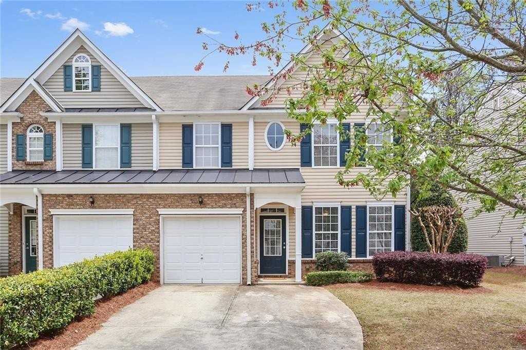 3705 Hutchinson Trace Dr - Photo 3 of 4