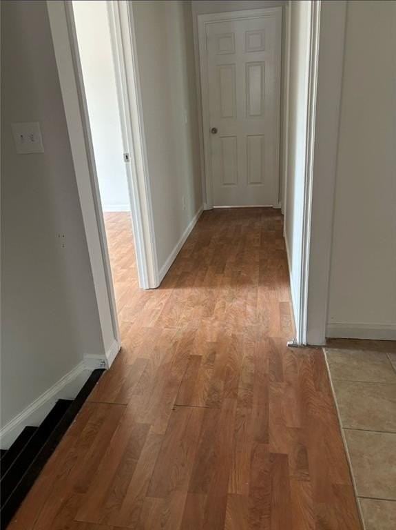 1070 Meadowsong Cir - Photo 6 of 19
