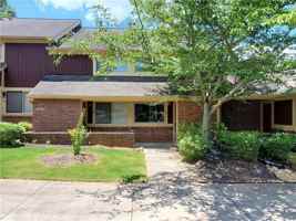 featured image of 66 Country Place Ct