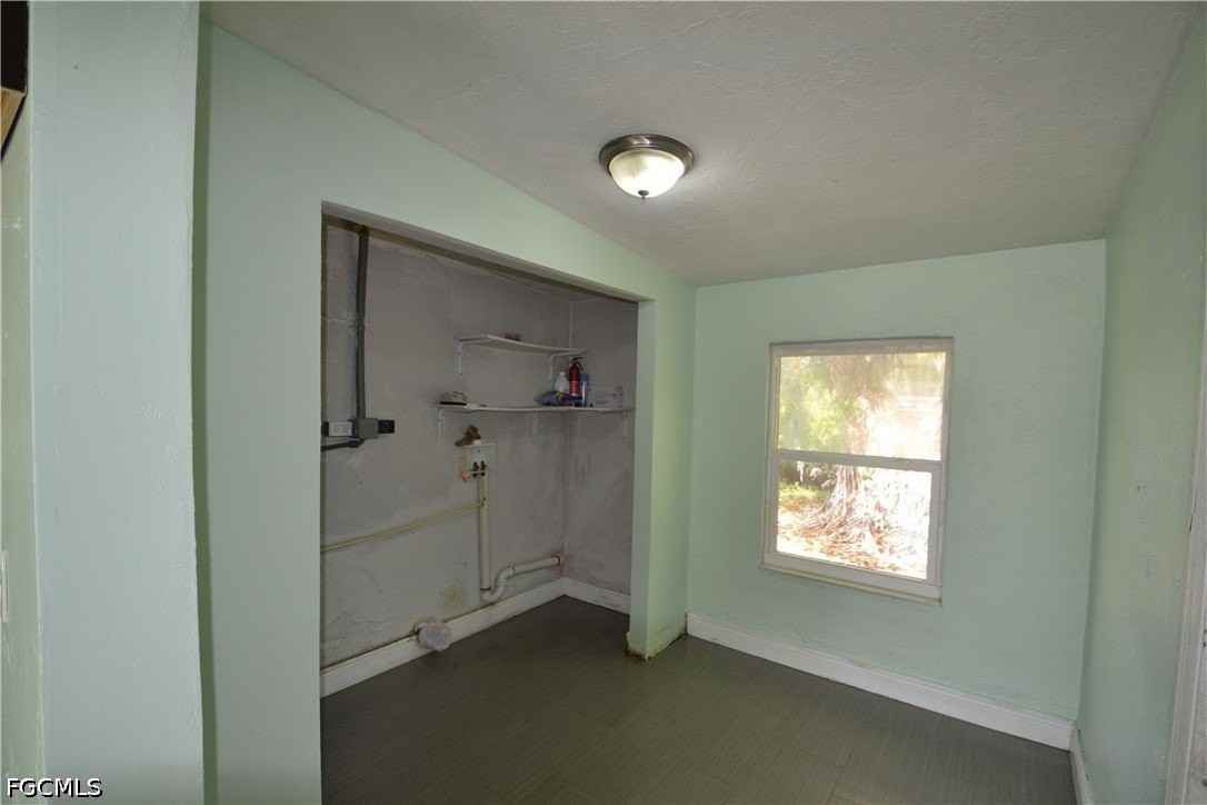 1324 Brookhill Dr - Photo 5 of 7