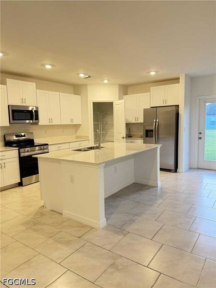 17404 Monte Isola Way - Photo 5 of 21