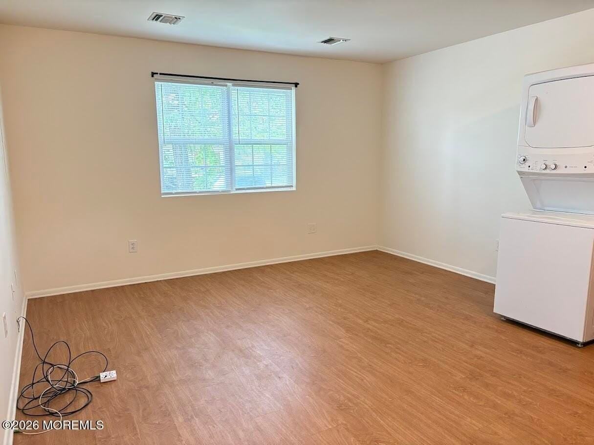 548 Clark Ave #A - Photo 2 of 9