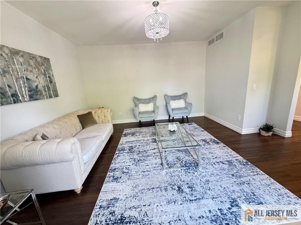 432 Jarrard St - Photo 4 of 40