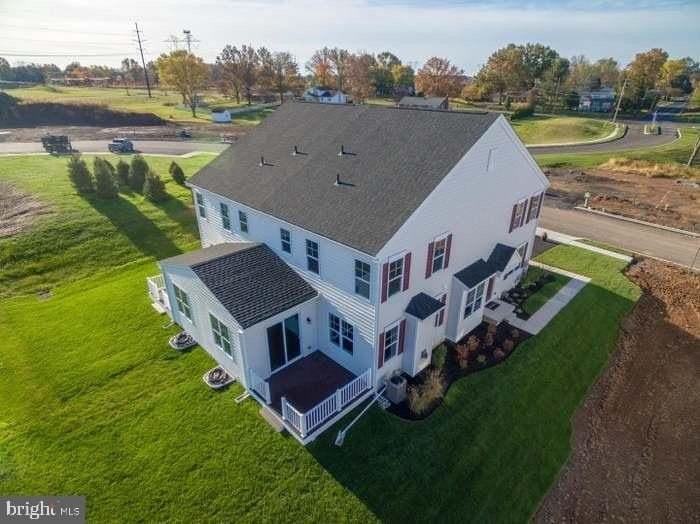 275 Hillstone Cir - Photo 3 of 17