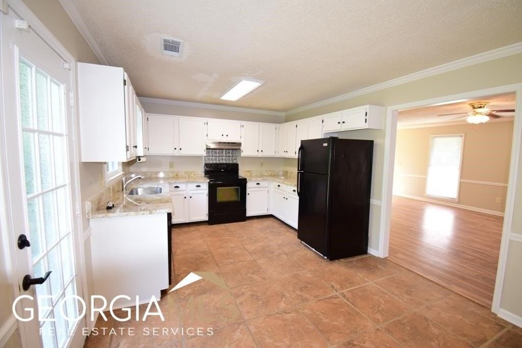 70 Covey Trl - Photo 5 of 26