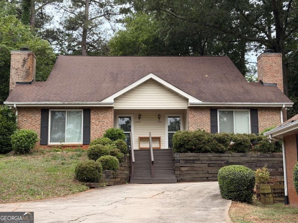 1252 Minhinette Dr #1252