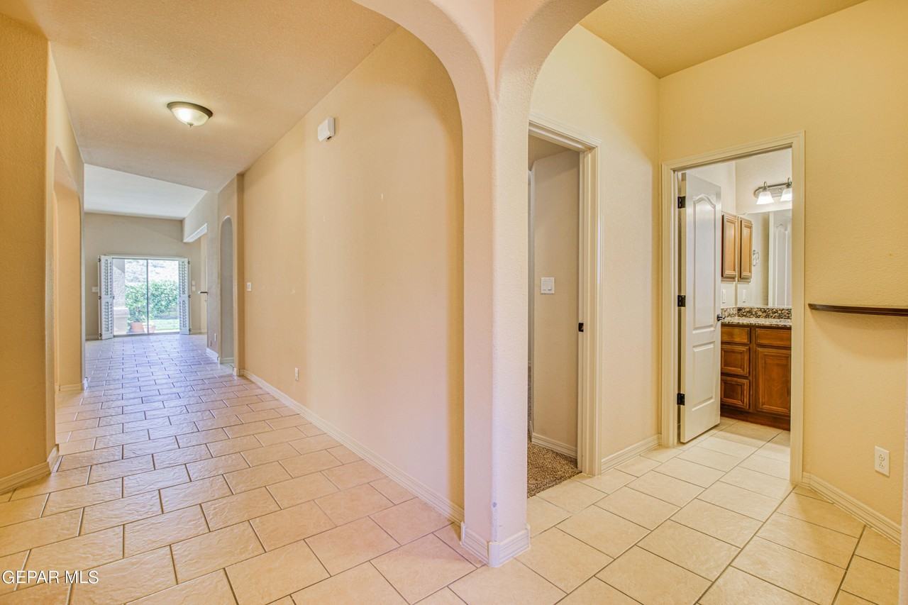 5940 Los Pueblos Dr - Photo 6 of 43