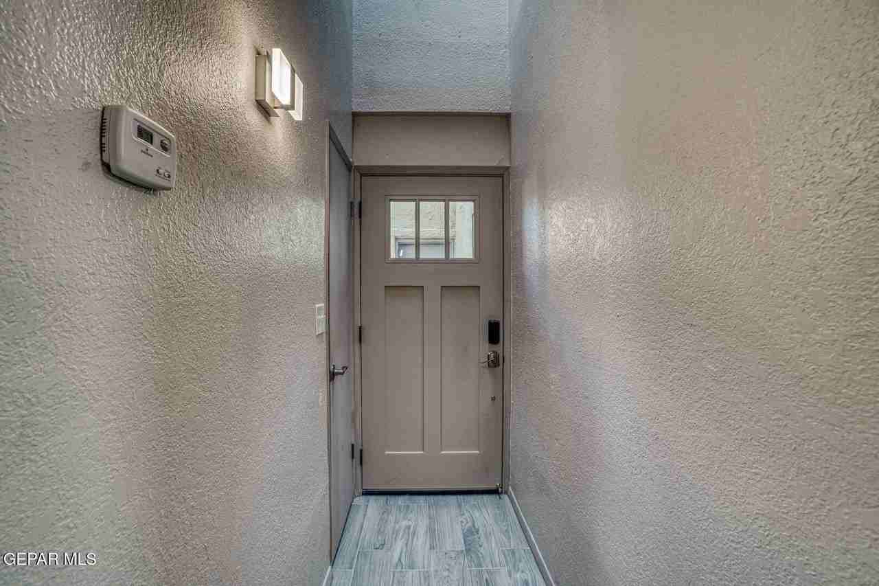 311 Zenith Dr - Photo 7 of 41