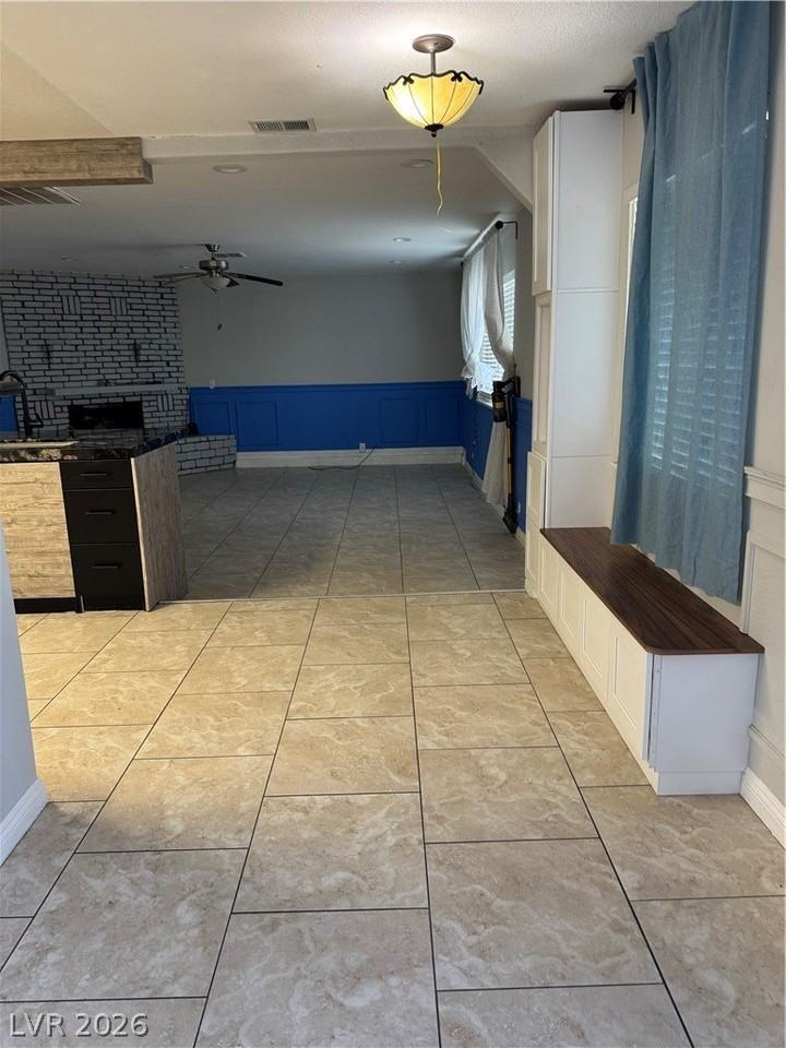 608 Greenhurst Rd - Photo 6 of 20