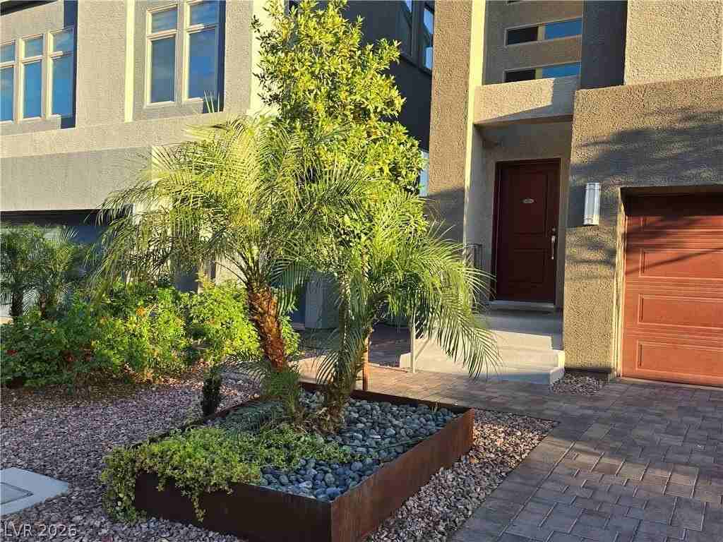 8083 Haywood Estate Ave - Photo 2 of 50