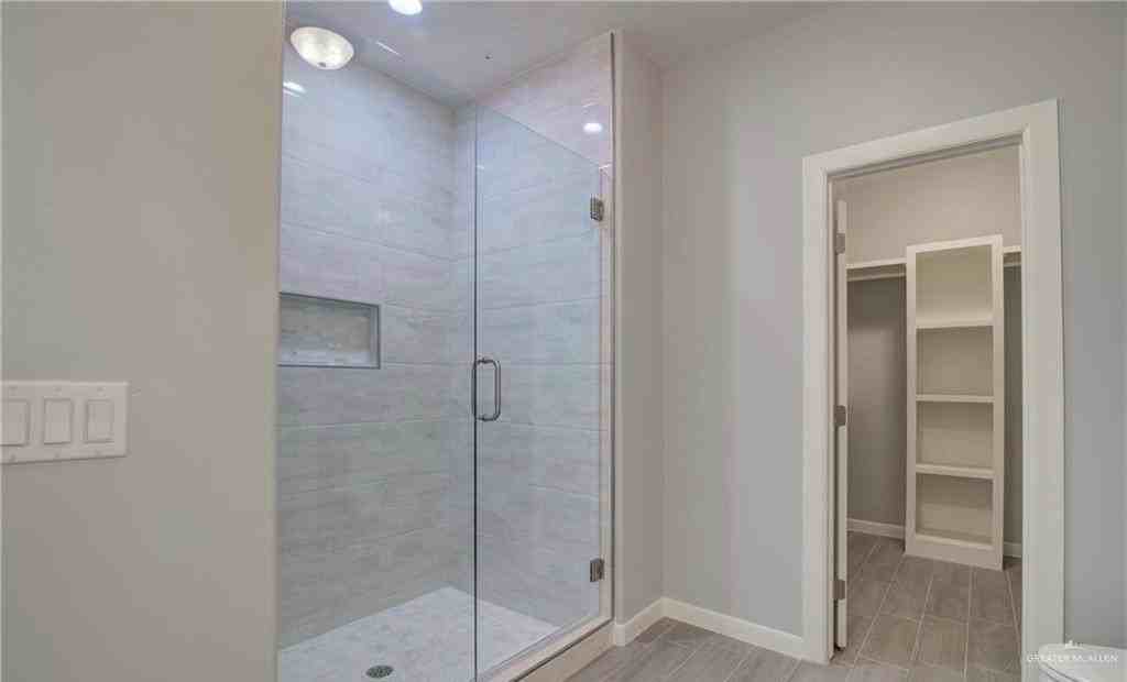 3715 Tinsley Ave #1 - Photo 3 of 5