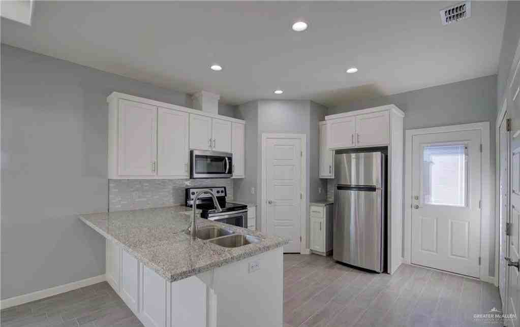 3715 Tinsley Ave #1 - Photo 4 of 5