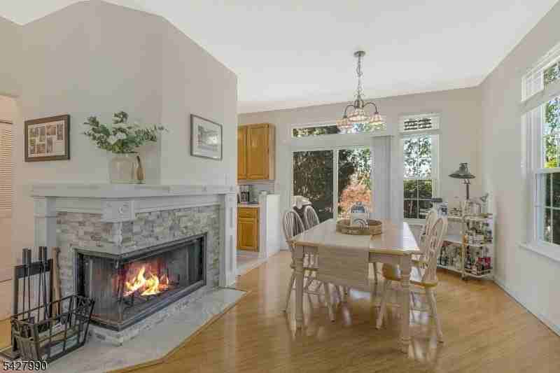 14 Wood Duck Pond Rd - Photo 4 of 15