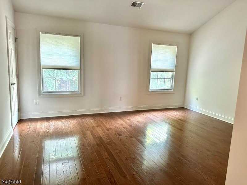 64 Bloomfield Ave - Photo 6 of 14