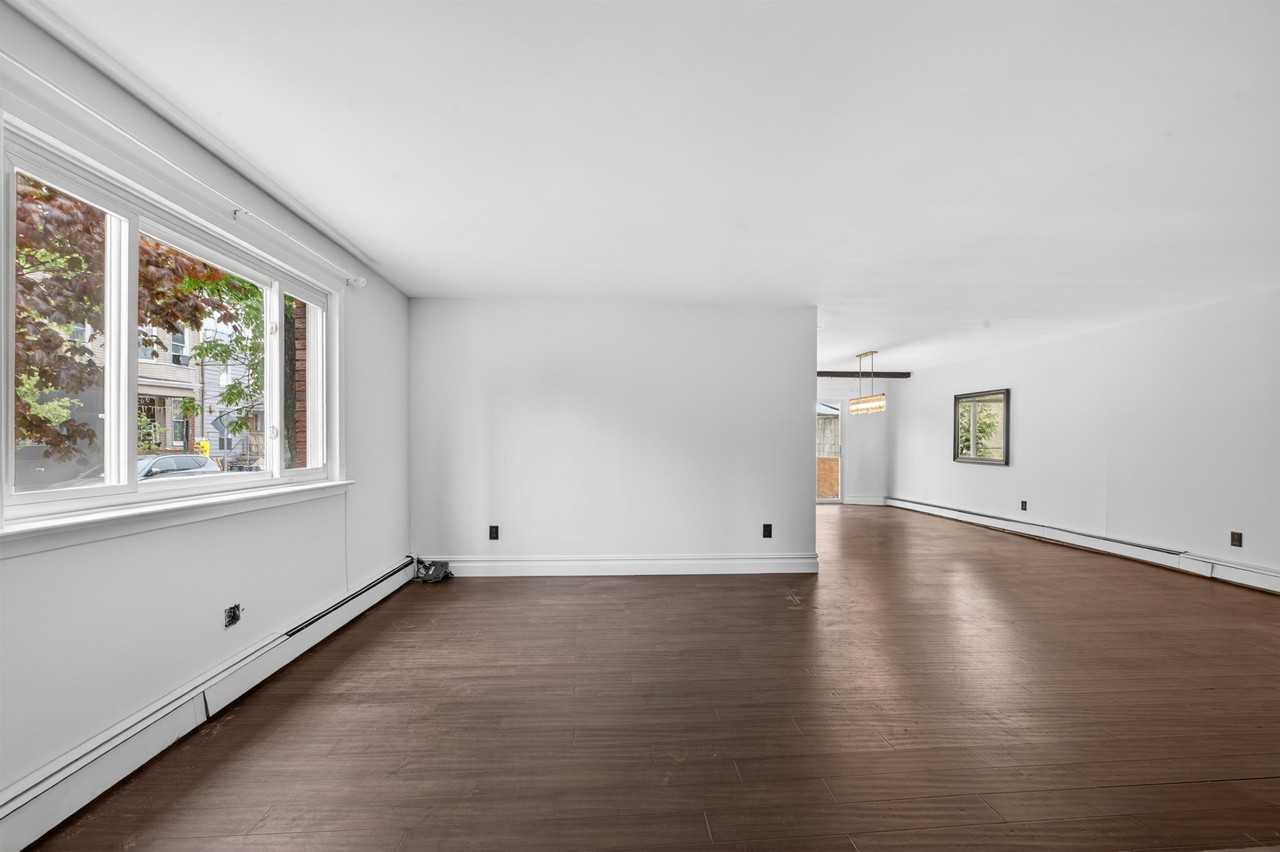1001 New York Ave #1 - Photo 4 of 20