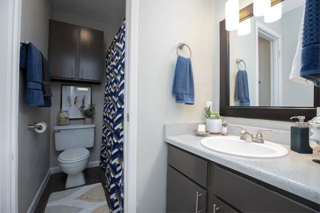 1506 Griffin St W - Photo 7 of 8