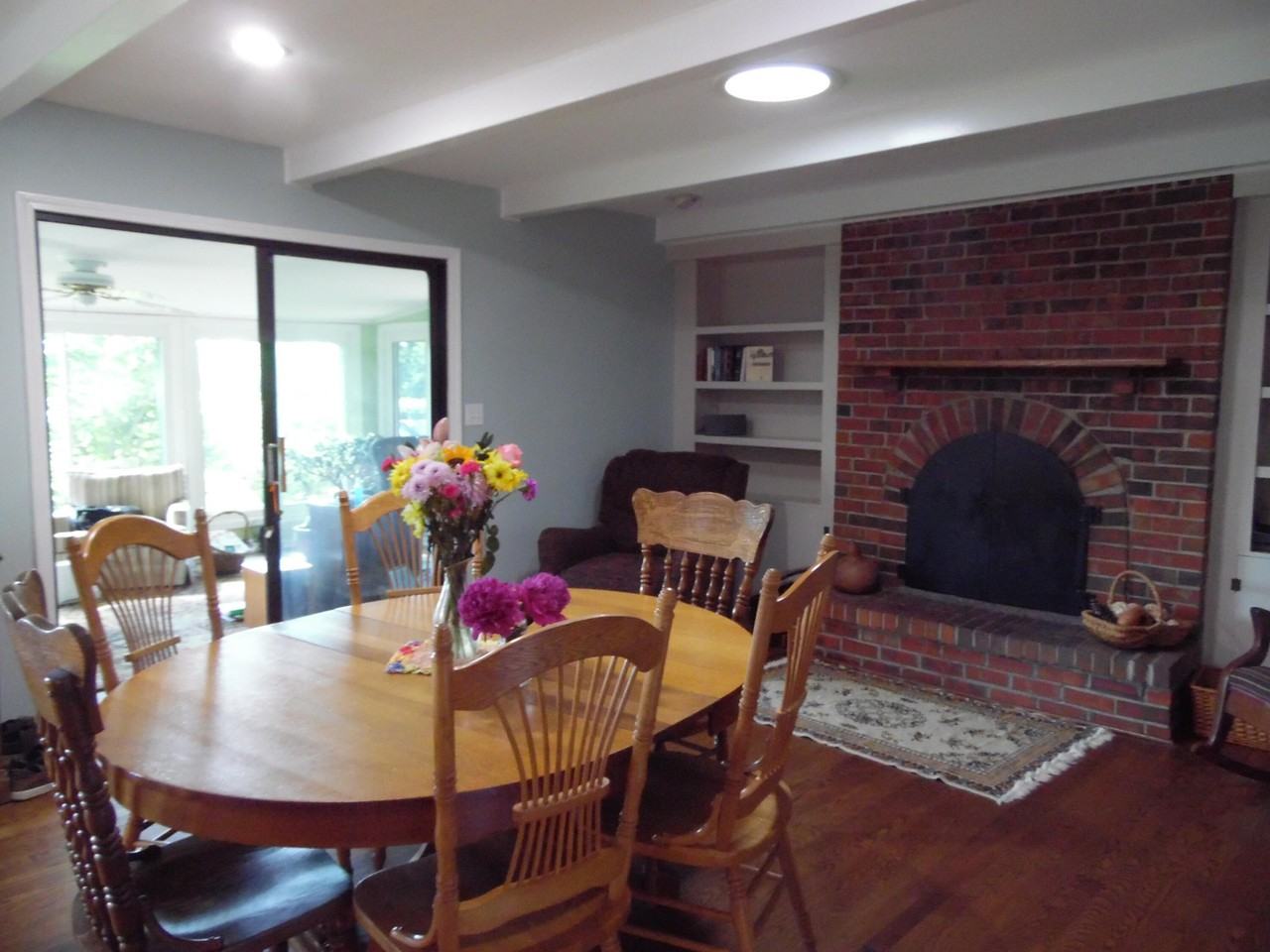 290 Heritage Rd - Photo 6 of 15