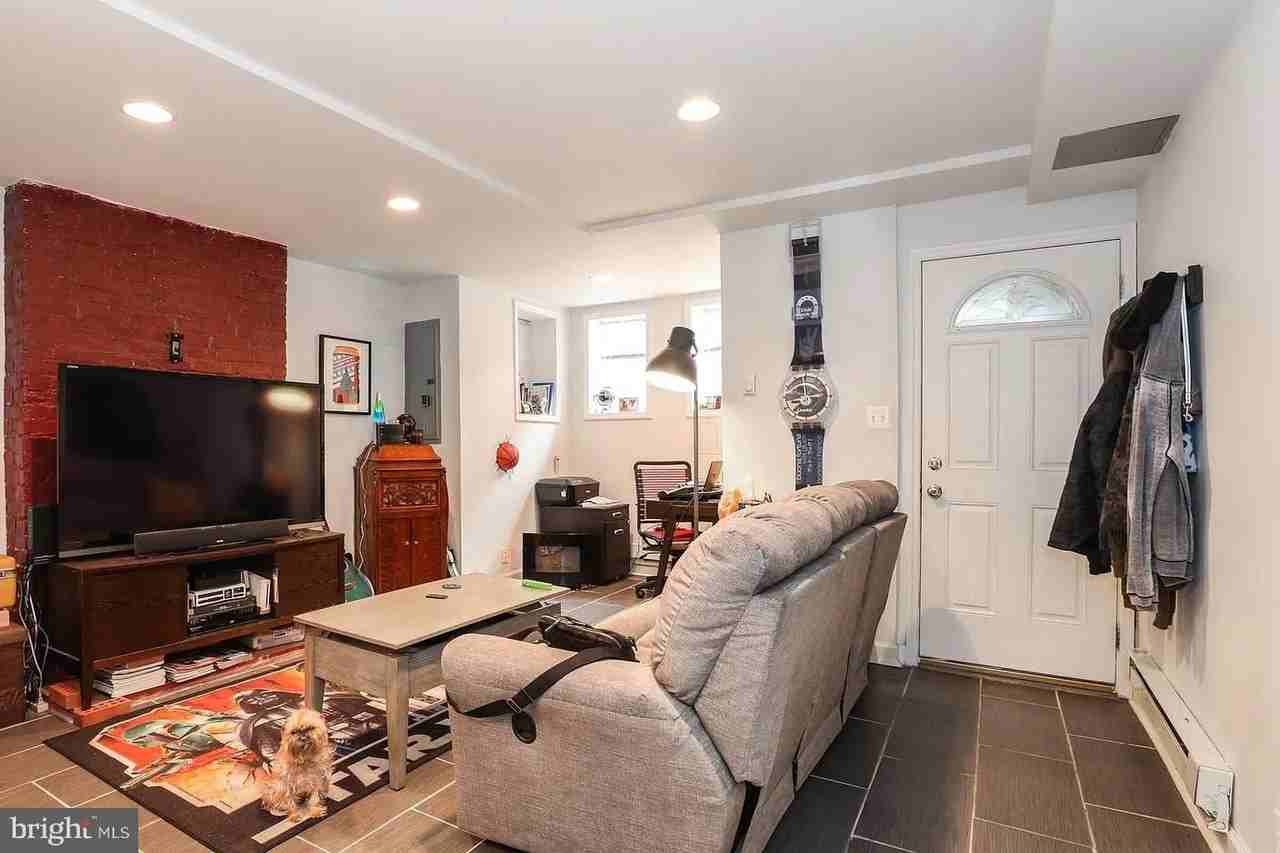 1451 W St Nw - Photo 2 of 9