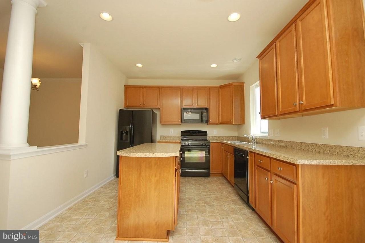 43975 Eastgate View Dr - Photo 6 of 20