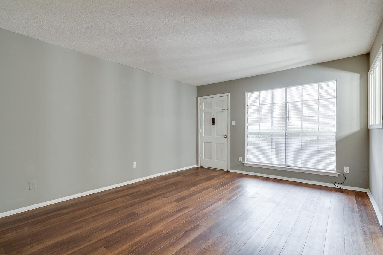 3646 Spottswood Ave #9 - Photo 4 of 24