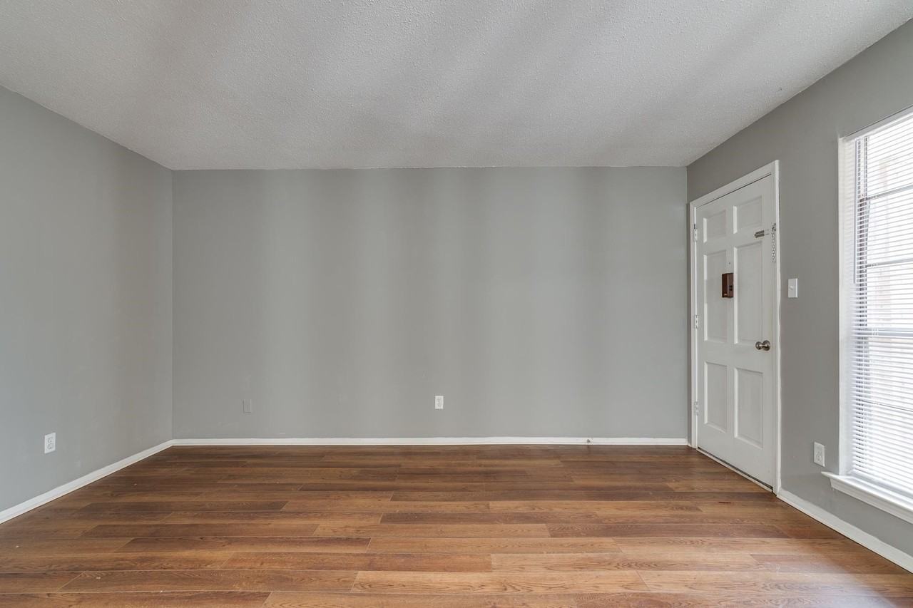 3646 Spottswood Ave #9 - Photo 6 of 24