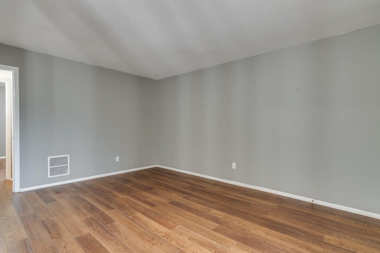 3646 Spottswood Ave #9 - Photo 7 of 24