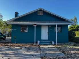 1121 Nw 40th St #1 - Photo 1 of 1