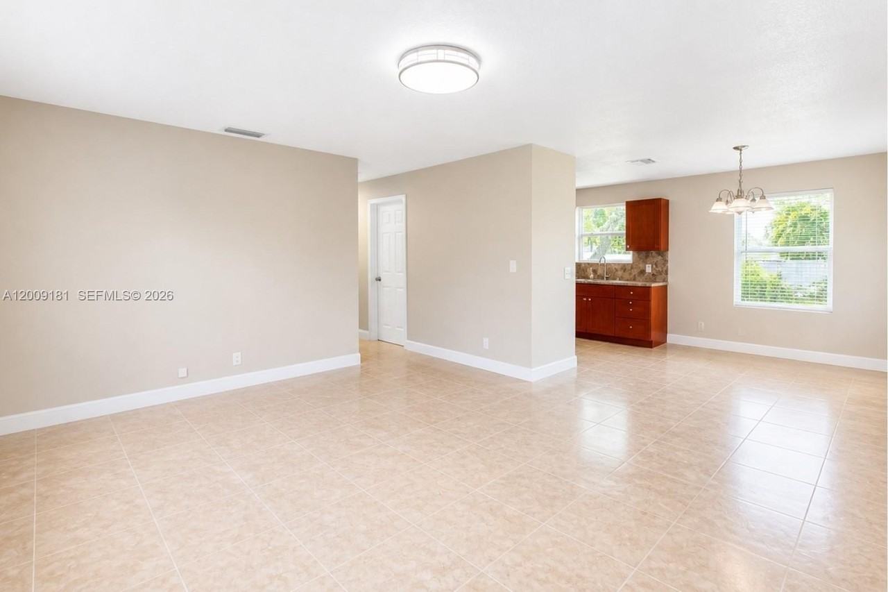 12230 Sw 203rd St #0 - Photo 6 of 17