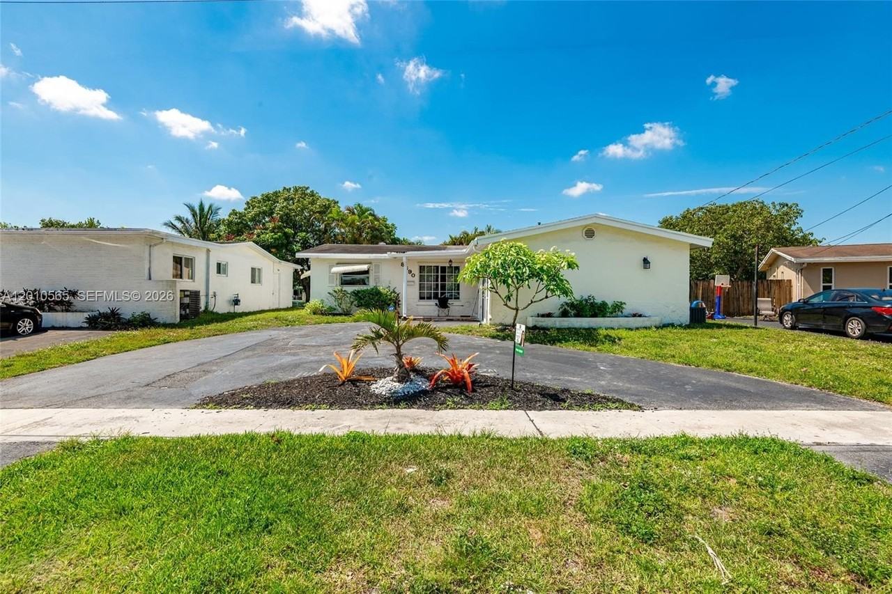8690 Nw 24th Pl - Photo 2 of 28