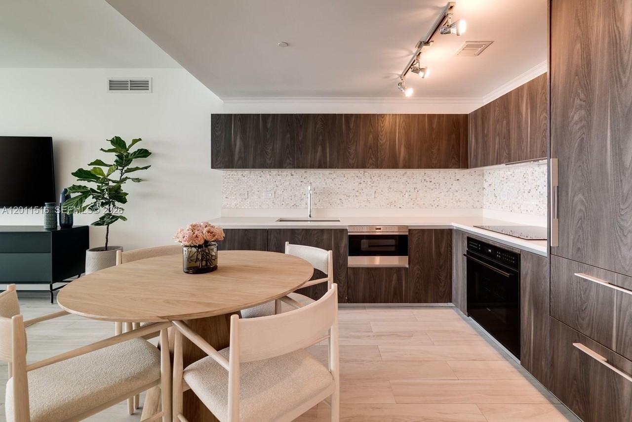 3131 Ne 7th Ave #3804 - Photo 3 of 47