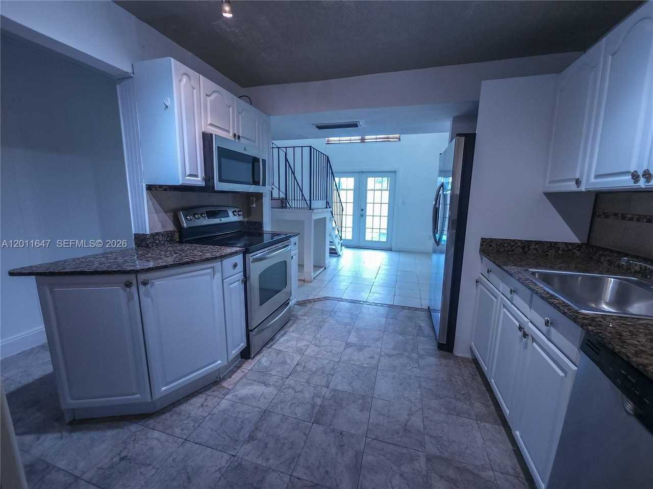 10907 Sw 88th St #313 - Photo 4 of 13