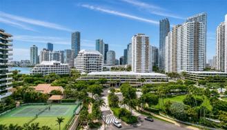 540 Brickell Key Dr #813 - Photo 1 of 1