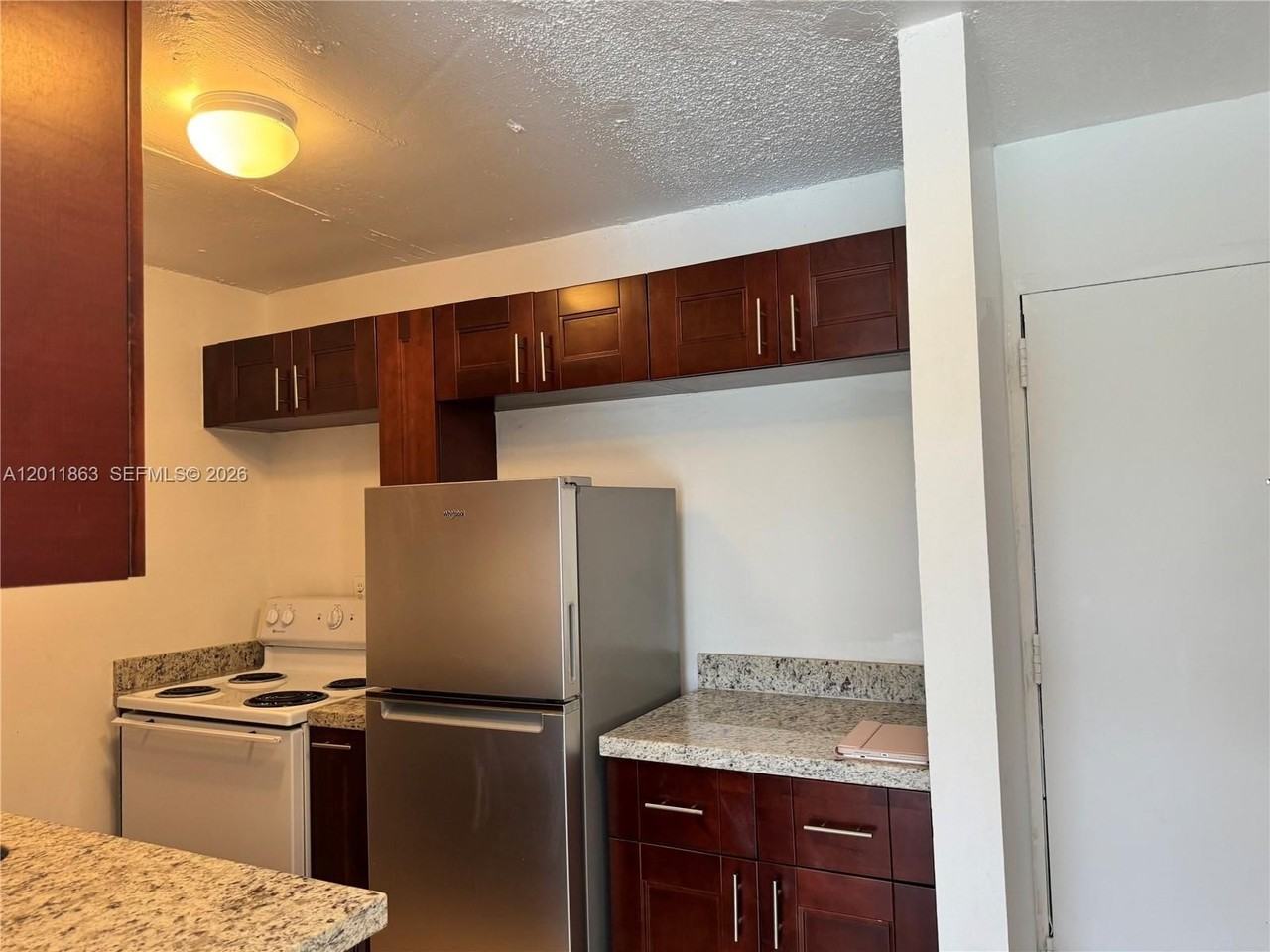 9405 W Flagler St #302D - Photo 3 of 6