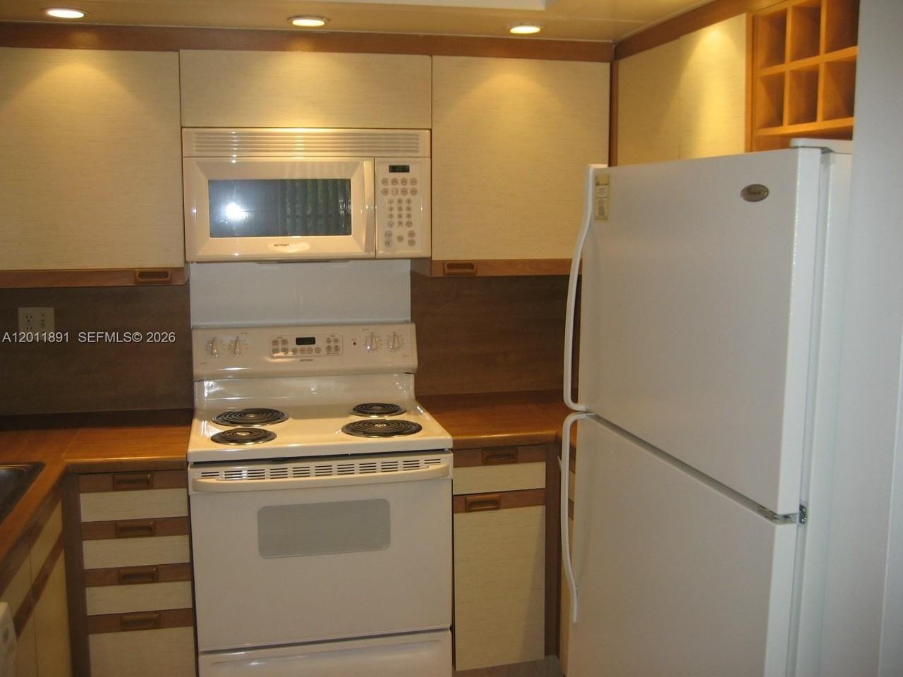 8800 Sw 123rd Ct #J310 - Photo 3 of 22