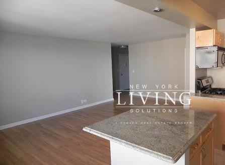 310 Greenwich St - Photo 3 of 6