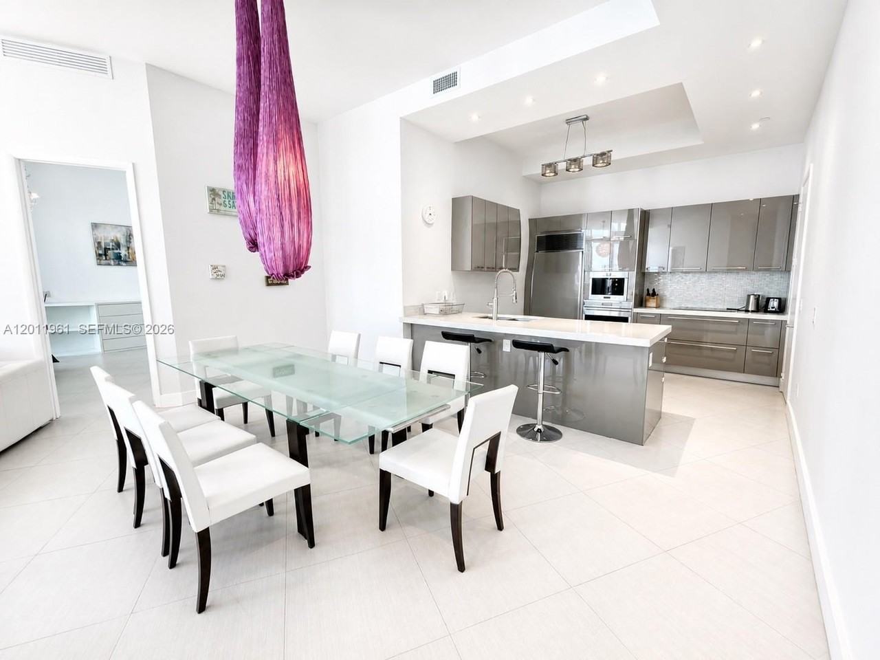 15901 Collins Ave #4303 - Photo 6 of 20